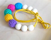 Multicolor nursing necklace, mum nursing bracelet. Mammy and baby teething ring necklace. Girls crochet necklace/ bracelet on leather cord .