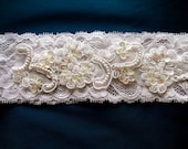 Embellished Bridal Garter - white/ivory lace