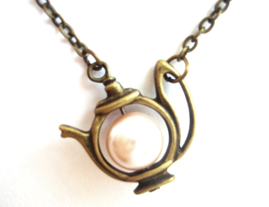 Antique Teapot with Pearl, Bridal Jewelry, Alice's teapot Pearl Necklace Brass Charm Whimsical Jewelry Alice In Wonderland.