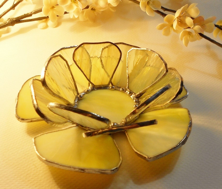 Waterlily. Pale Yellow Candle Holder. Handmade Stained Glass Votive.