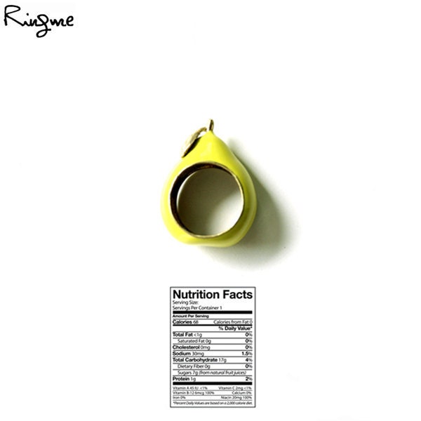 Ring Me // Contemporary Jewelry -- Pear Ring