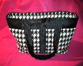 Bold and Stylish Black and White Houndstooth Tote Bag