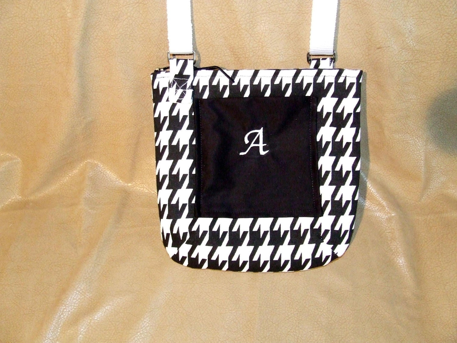 Black and White Houndstooth Hippie/Swing Style Purse