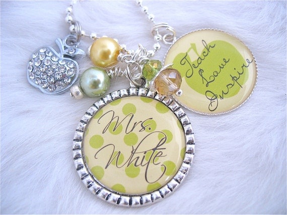 Personalized TEACHER GIFT Elegant Yellow Polka Dot, Bottle cap Necklace, Teacher Appreciation Gift Mother TEACH love inspire, Learning