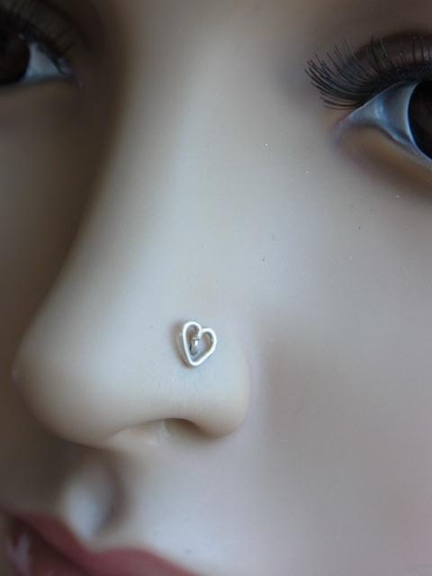 Love Heart silver nose screw