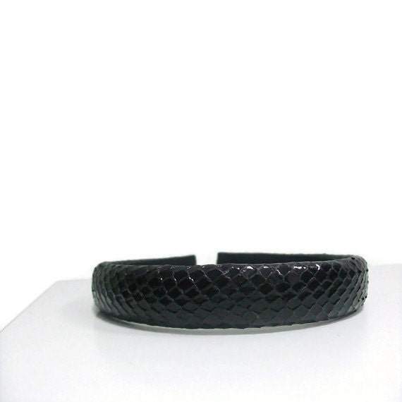 Black lizard headband