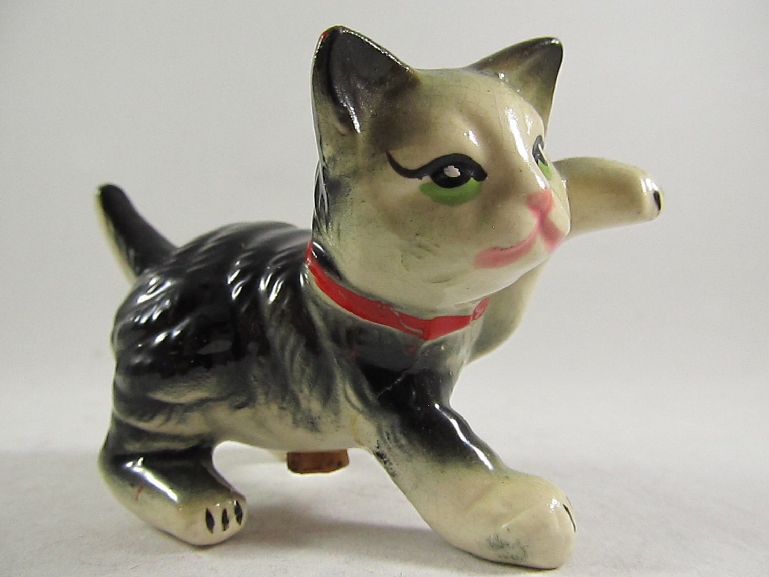Vintage Kitty Cat Pepper Shaker - ShopDogwoodVintage