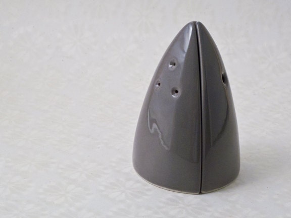 modern salt pepper spice shakers No. 001 "truffles"