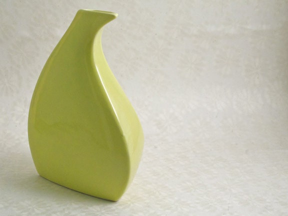 modern vase No. 001a