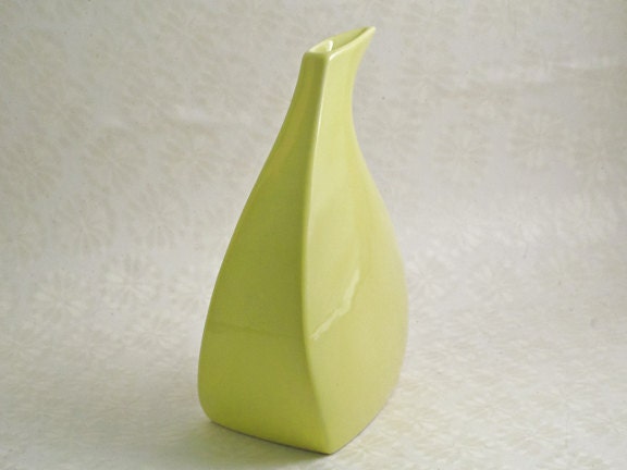 modern vase No. 001a