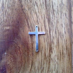 Silver Cross Connector 22.0 x 14.0 x 2.0 x 1.2 mm