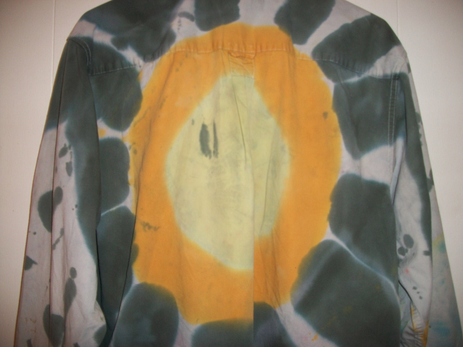 Hand-dyed men's shirt, size M