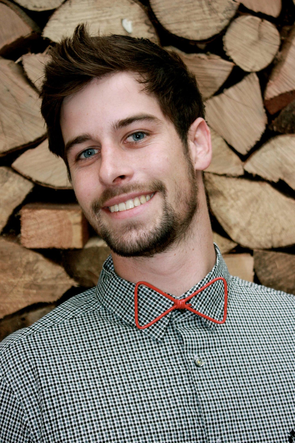Red Wire Bow-Tie