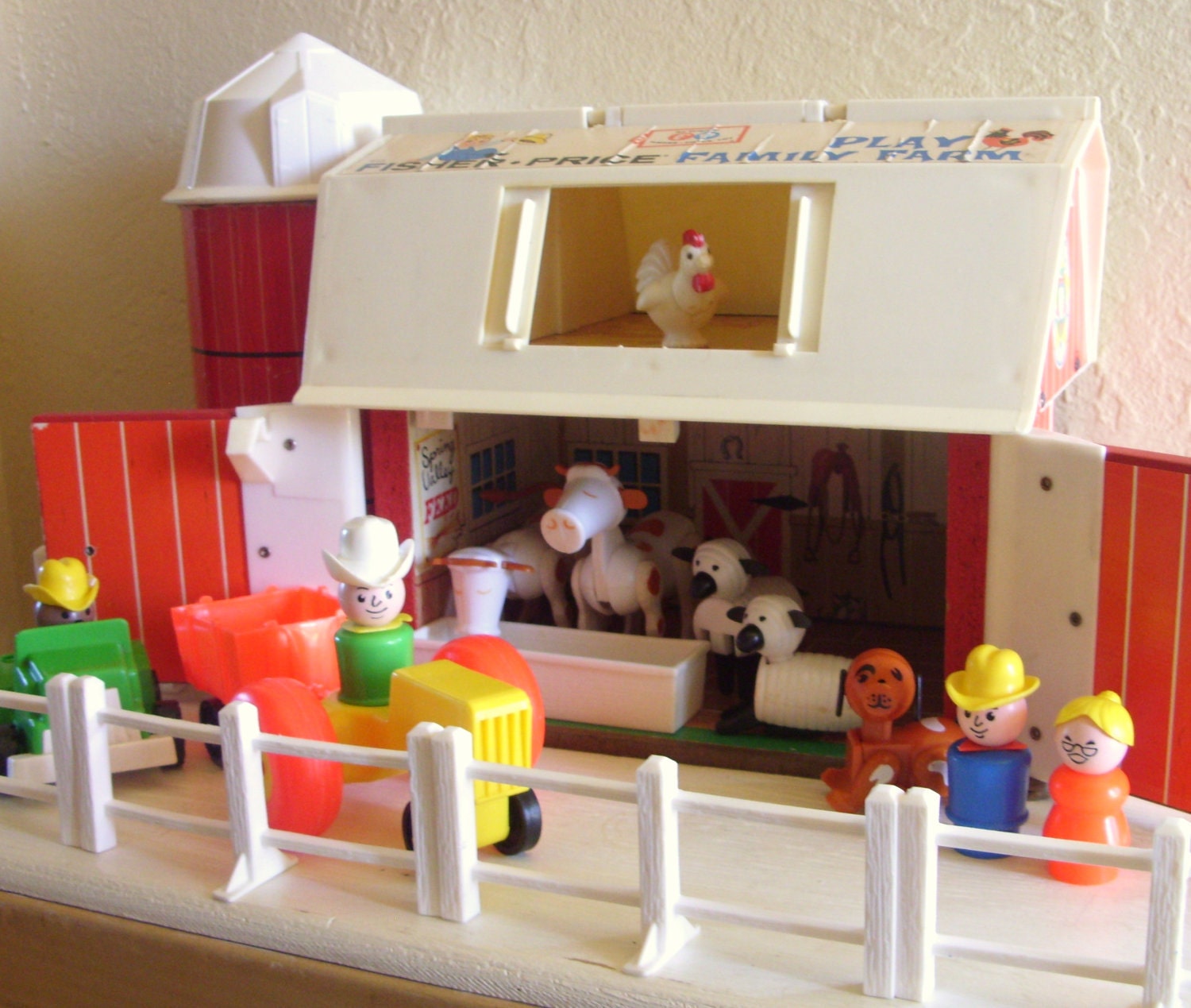 Vintage Fisher Price Little People Family Play Farm Animals Barn Silo Tractor Truck 1967 1986