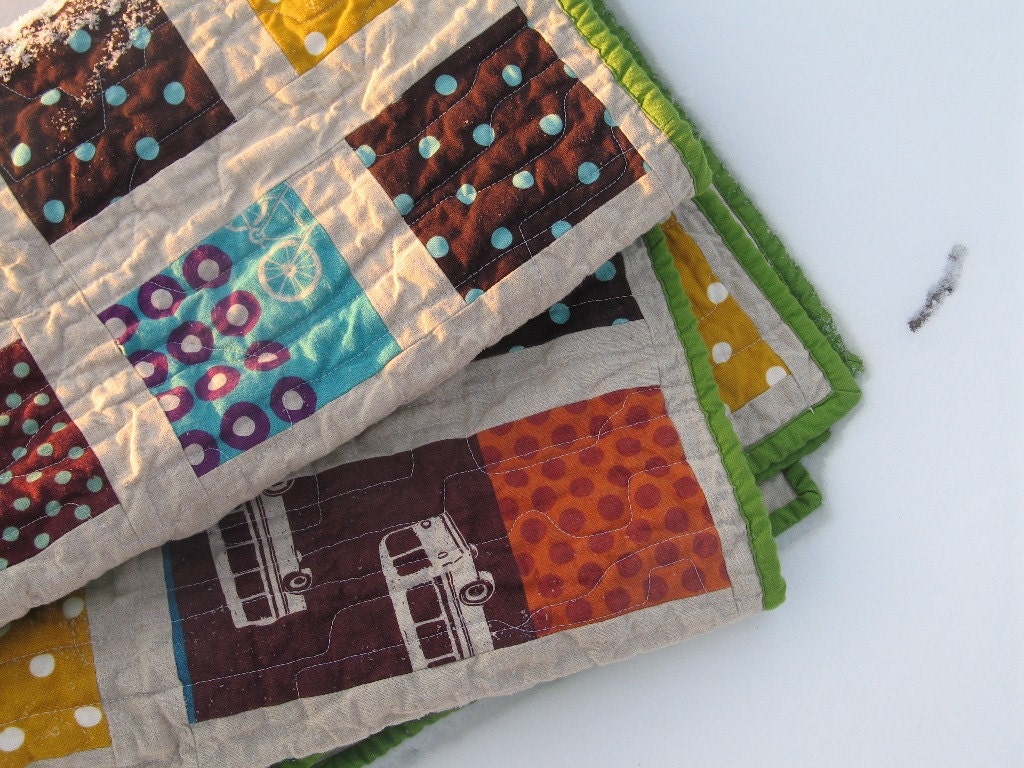 CUSTOM Modern Quilt 40x50" "City Block" with with Essex Linen
