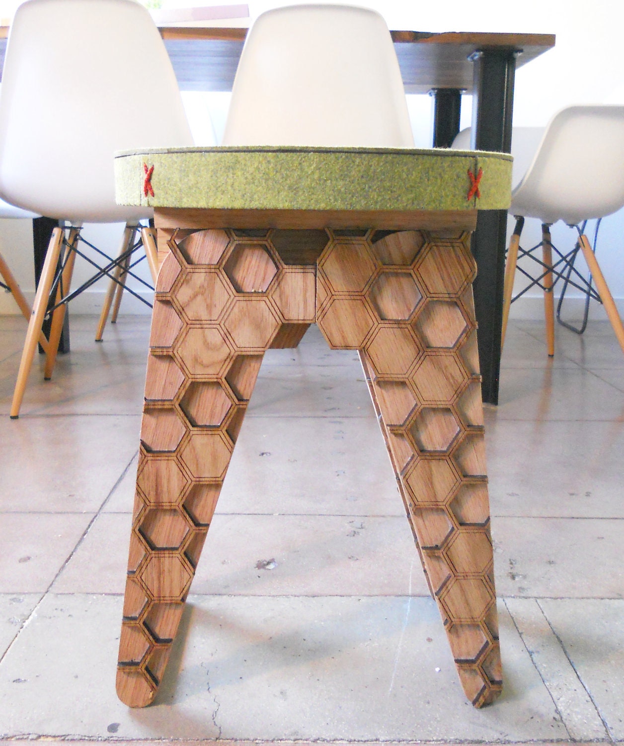 Lil' Honey in Red Oak