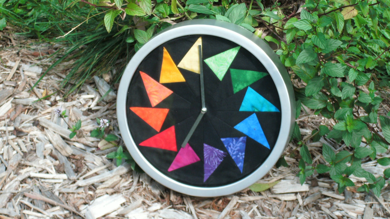 Flying Geese Color Wheel Fabric Clock