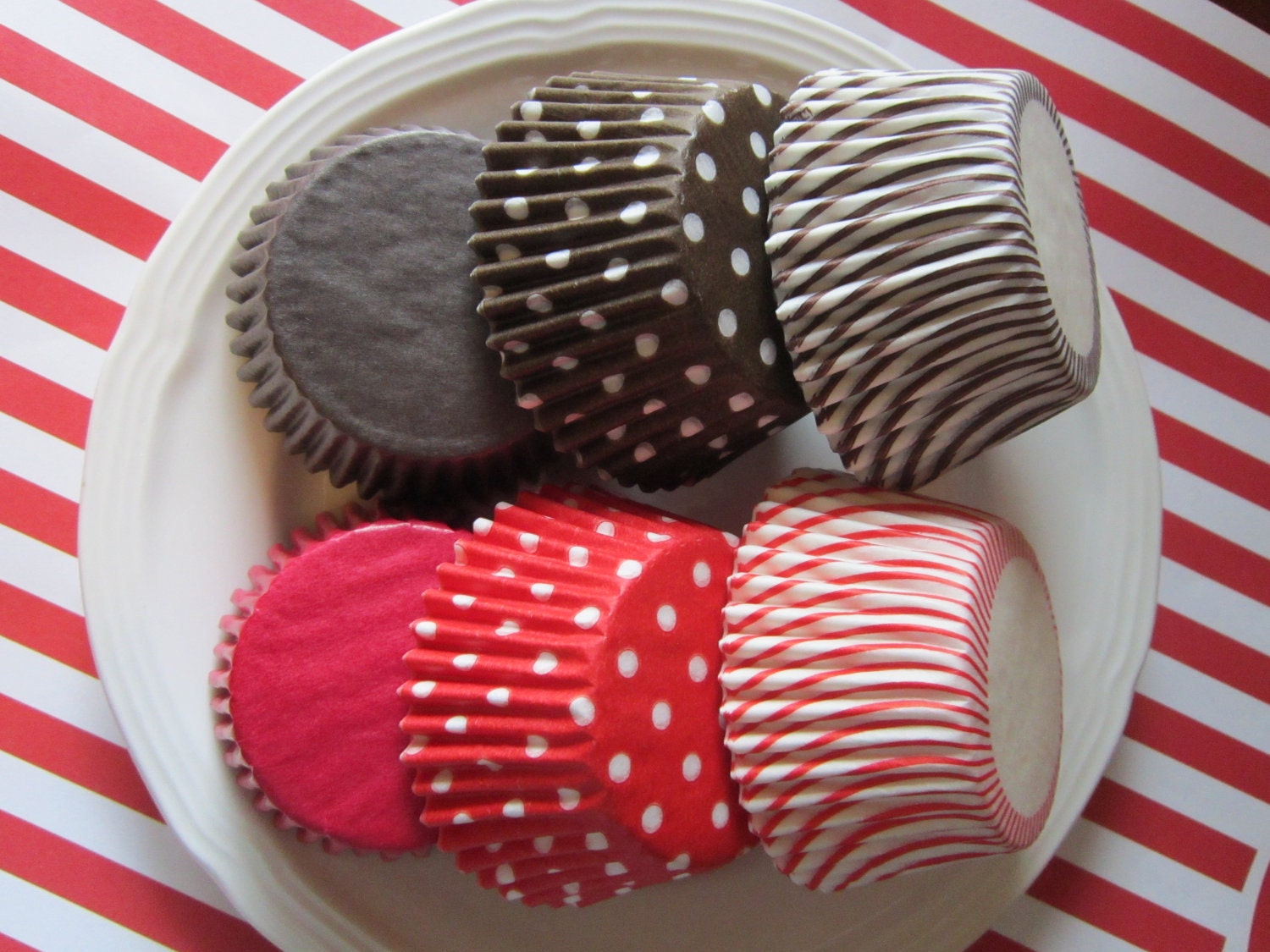 60 Red & Brown Standard Cupcake Baking Liners Il_170x135