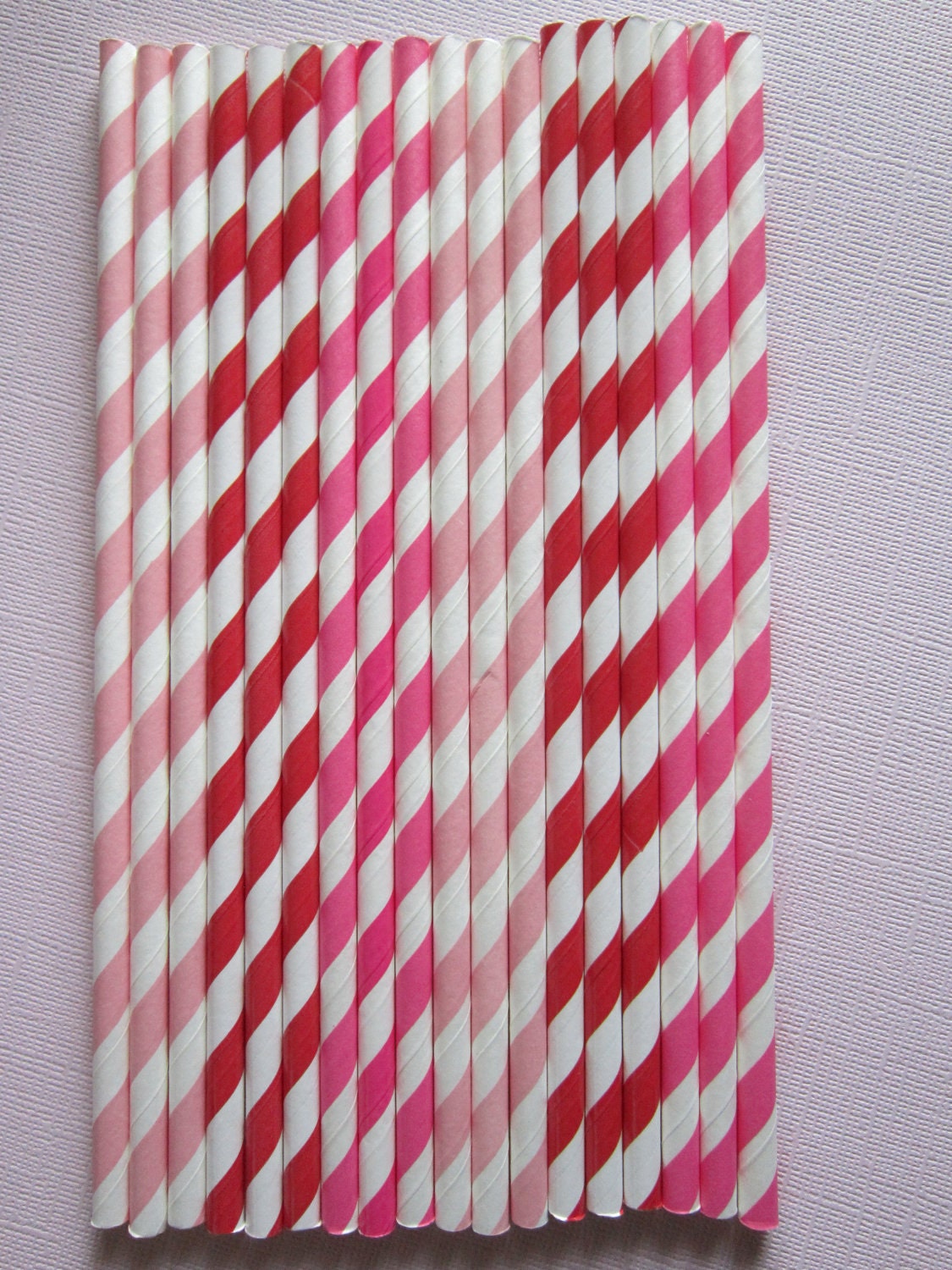24 Hot Pink, Red & Light Pink Vintage Retro Paper Straw Il_170x135