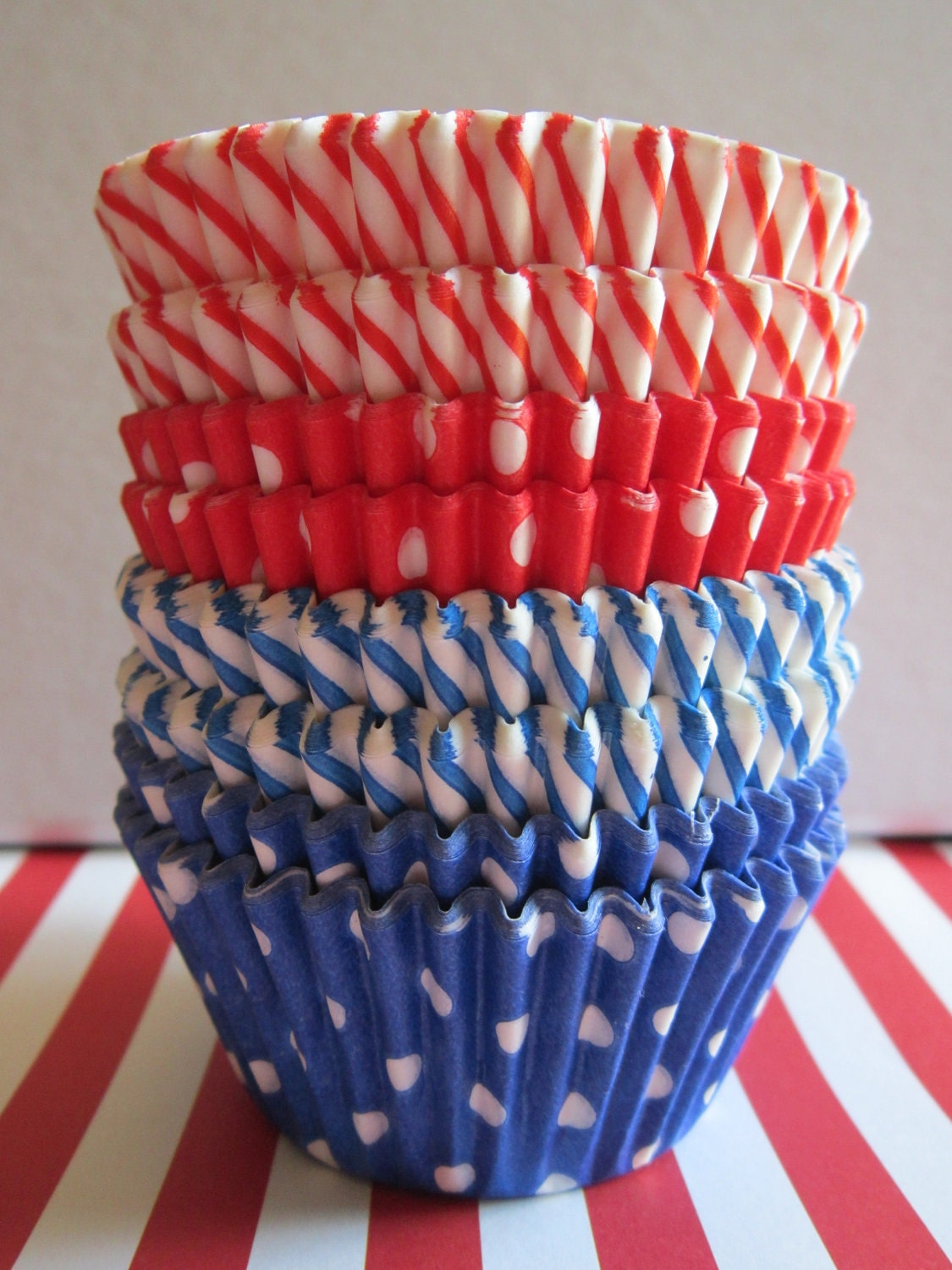 48 Red White & Blue Baking Liners Il_570xn