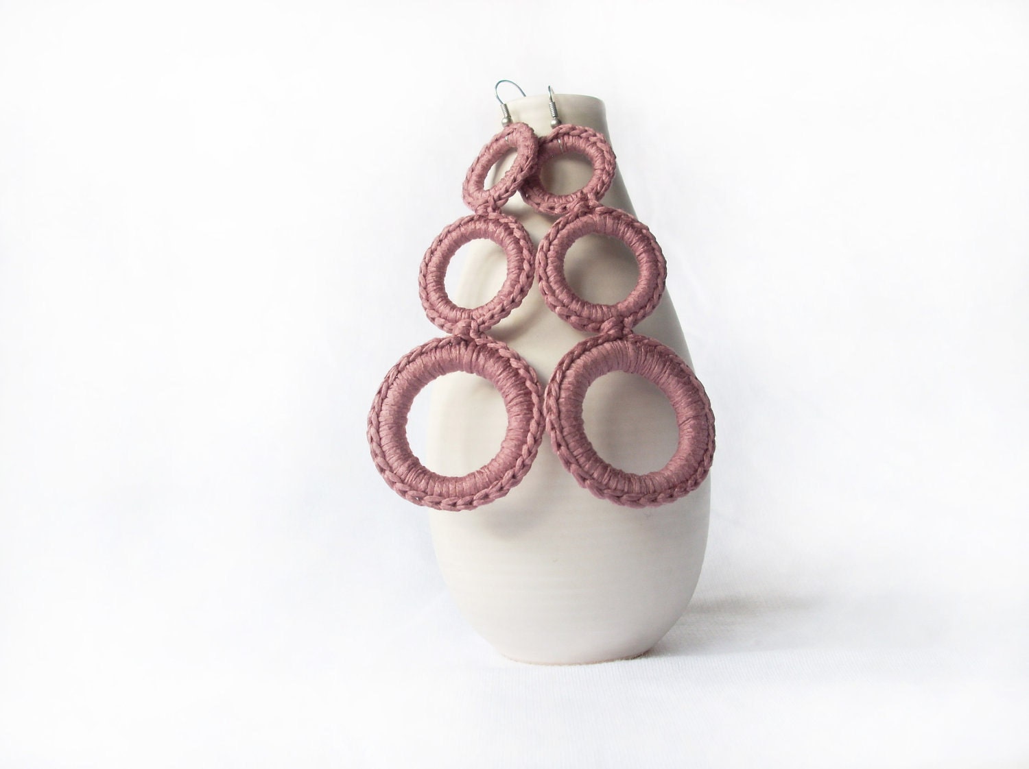 Rose HOOP earrings / Long pink cotton crochet hoops / Fashion fiber jewellery / Unique hoops / Fiber hoops / Spring fashion jewelry