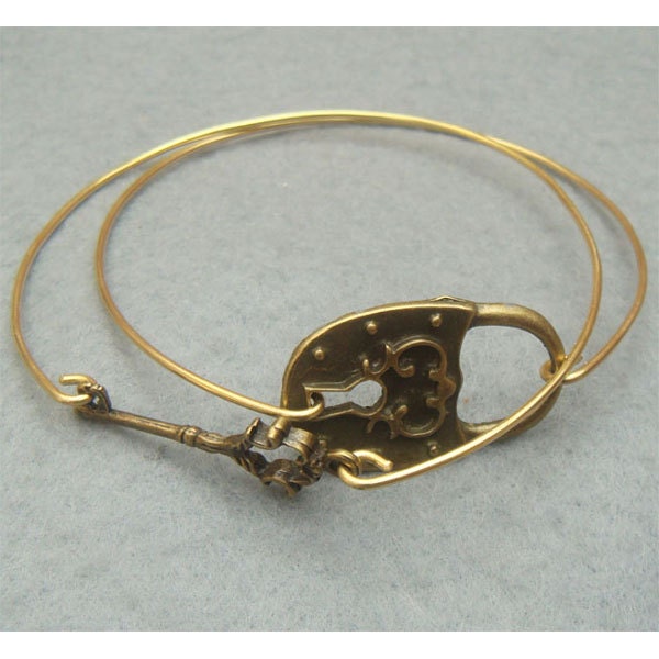 Fancy Key and Lock Bangle 2 Bracelet Set