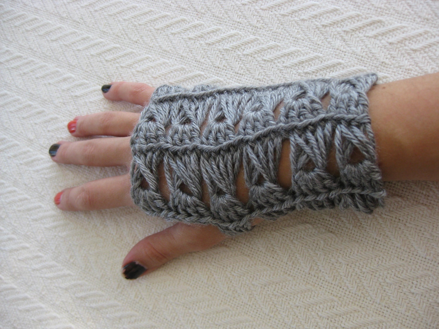 Crochet Fingerless Gloves Broomstick Lace Gray