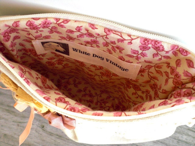 Handmade cottage chic zipper bag / stone beige linen / yellow dupioni silk / dusty pink / vintage lace / cotton print / for her