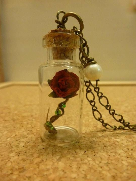 Beauty and the Beast Red rose in a glass jar necklace, perfect for valentines day, with grade A freshwater Pearl