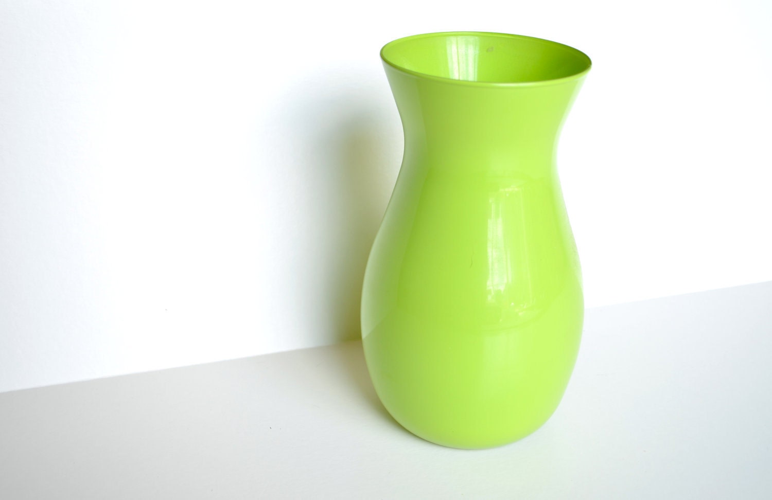 Lime Retro Modern Green Vintage glass vase-houseware home decor flower vase
