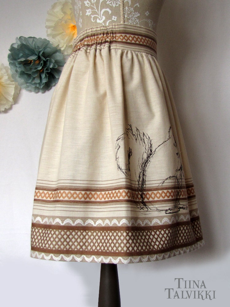 Upcycled Skirt "Pihkahäntä" - LAST ONE - Squirrel and Handkerchief - Reclaimed Table Cloth - Scandinavian Pattern - Autumn Fall Fashion