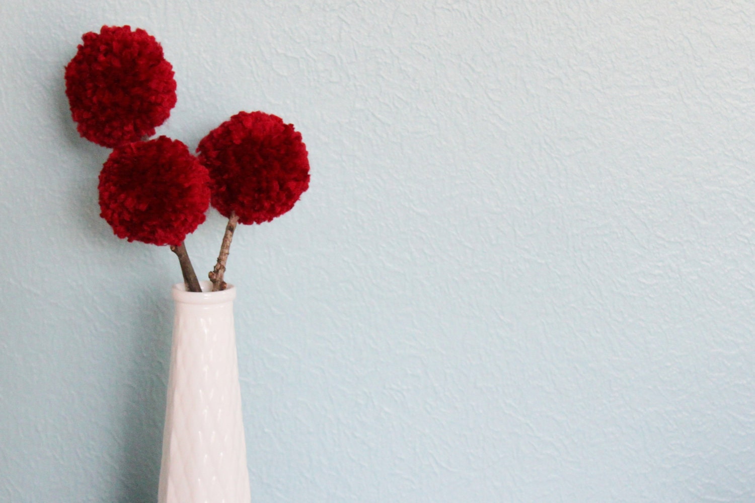 Red yarn pom pom flowers, set of 3