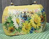 Vintage 1970s or 1980s Decoupage Purse. - BuyBackYesterday