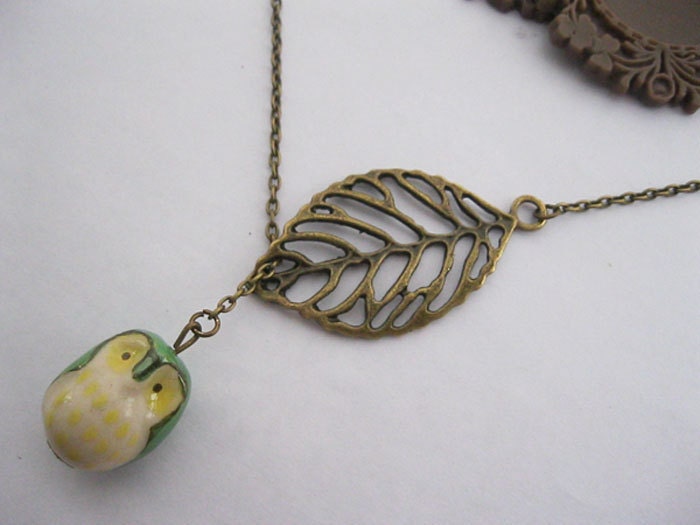 necklace---antique bronze leaves and cute colorful owl porcelain bead,alloy necklace