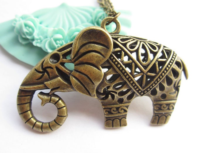 necklace---antique bronze 3D hollow-out fat elephant,alloy chain