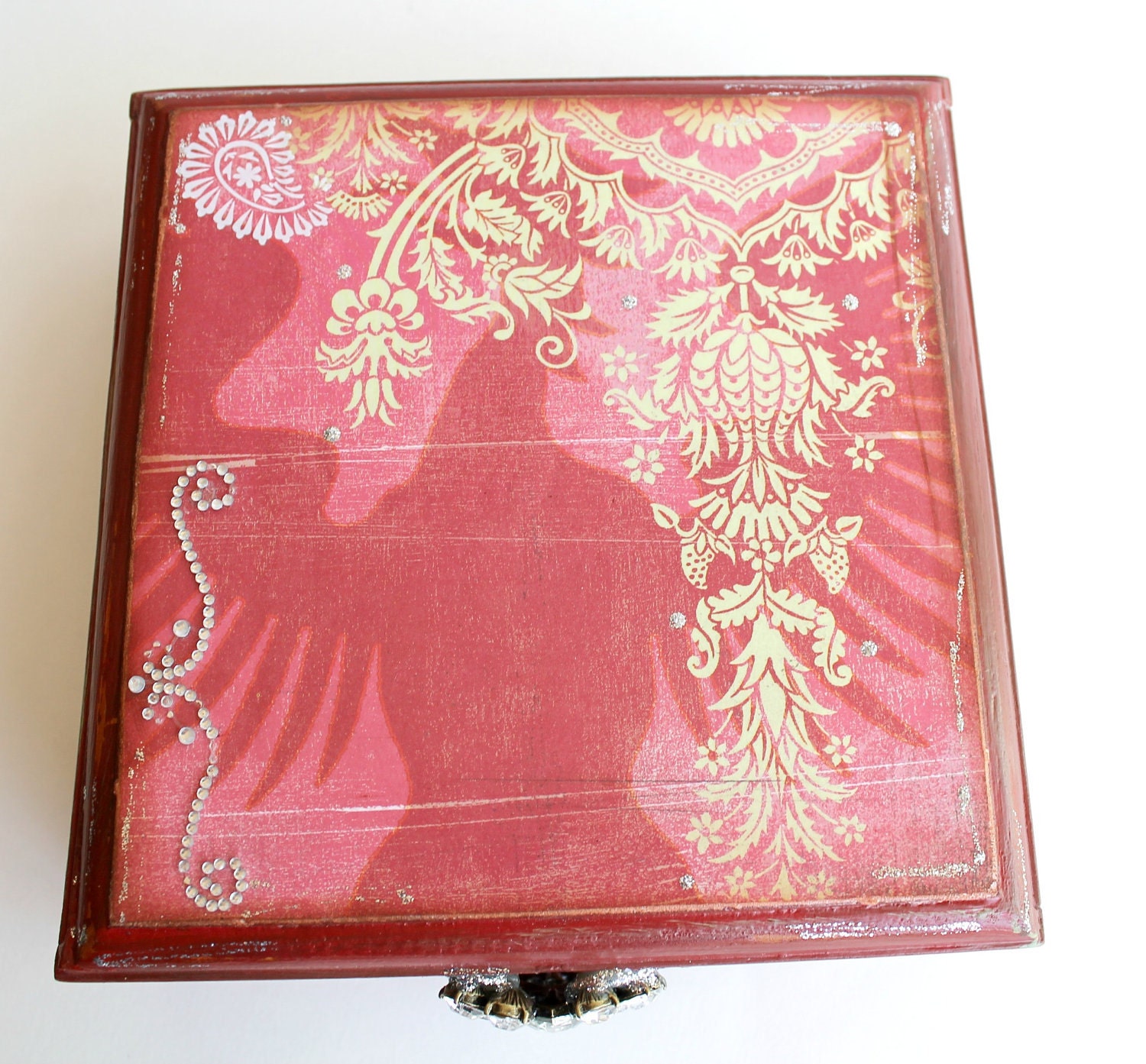 Cigar Box, Trinket Box, Jewelry Box, Stash Box, Altered Art, Box Boho, Red, Altered Cigar Box