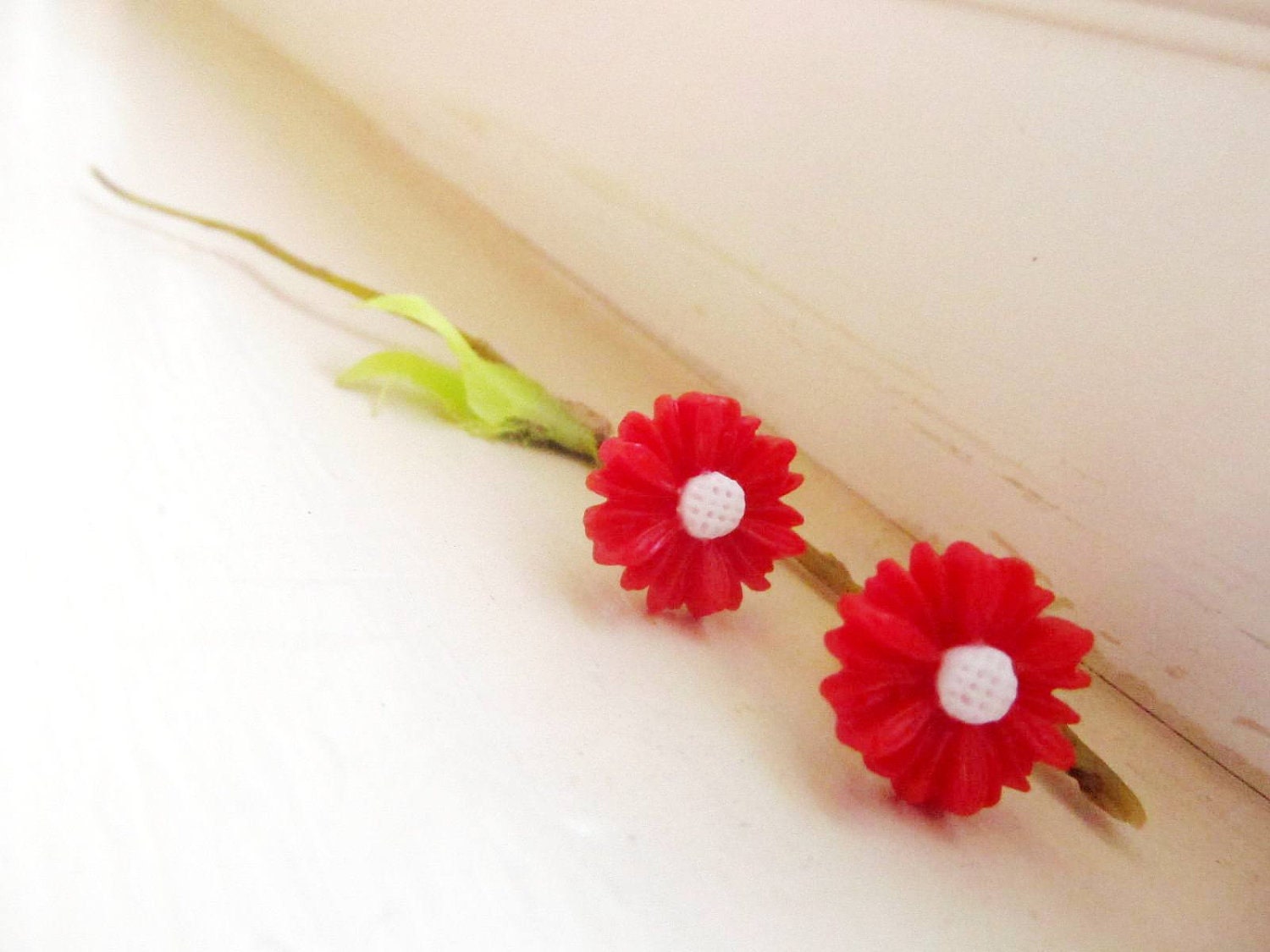 Chelsea Beautiful Red Floral Stud Earrings - Sun Flower Earring Post- -
