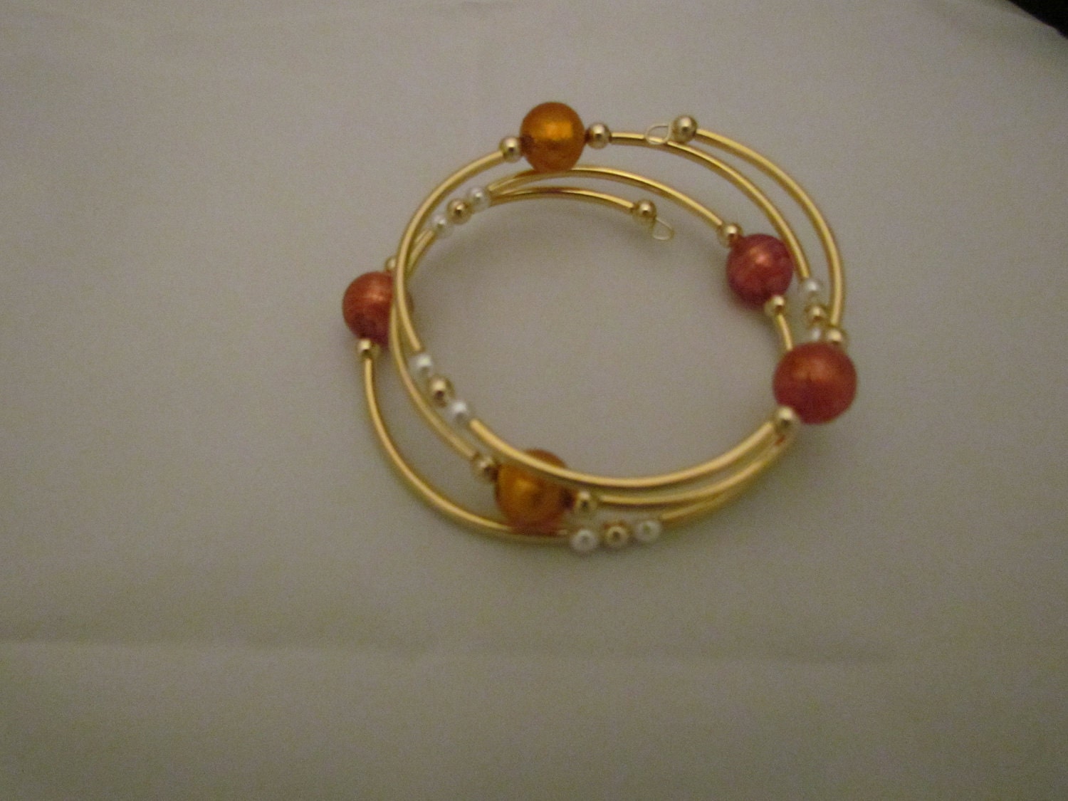 Red & Topaz Gold Foil Venetian Glass Memory Wire Bracelet