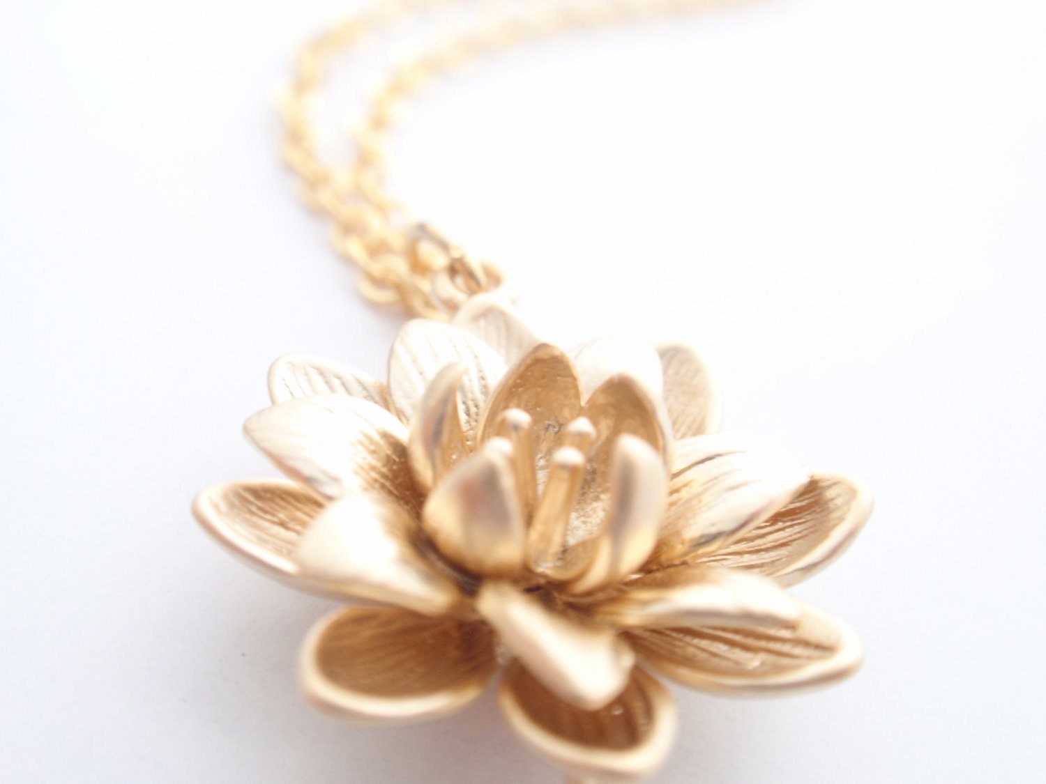 Flower 14K Gold Filled necklace-simple everyday jewelry- Bridesmaid,Wife, Girlfriend, Mothers Gift Idea - flower necklace