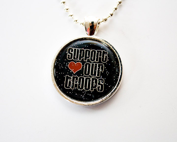 Black Resin pendant Support Our Troops - Black with Red Heart Circle Glitter Photo Pendant - IN STOCK