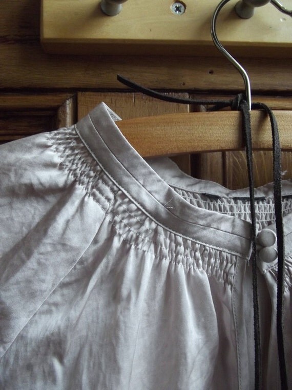 Blouse / top / shirt / ladies / silky / cream / gold / neutral / vintage / gathered / pleat / smocking / vintage clothing / woman's