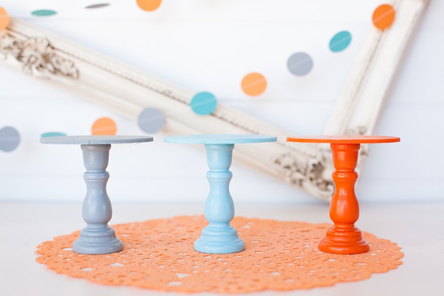 Set of 3 Mini Wooden Cupcake Stands - MOD SURFER - Orange, Aqua & Grey
