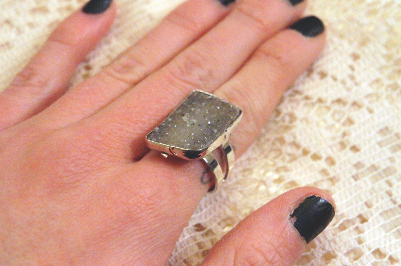 Gray Agate Druzy Ring