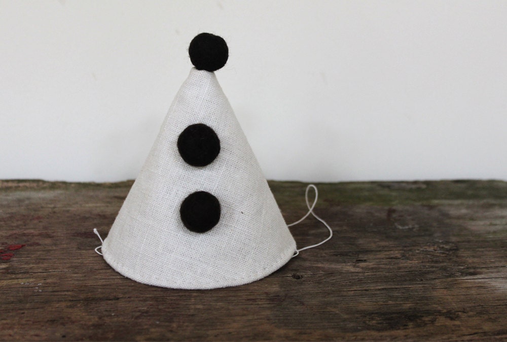 Party Hat - natural linen (can be customized)