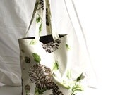 Matching Set: Market tote & zipper pouch- Oversized floral print w/ contrasting pocket and matching makeup bag.
