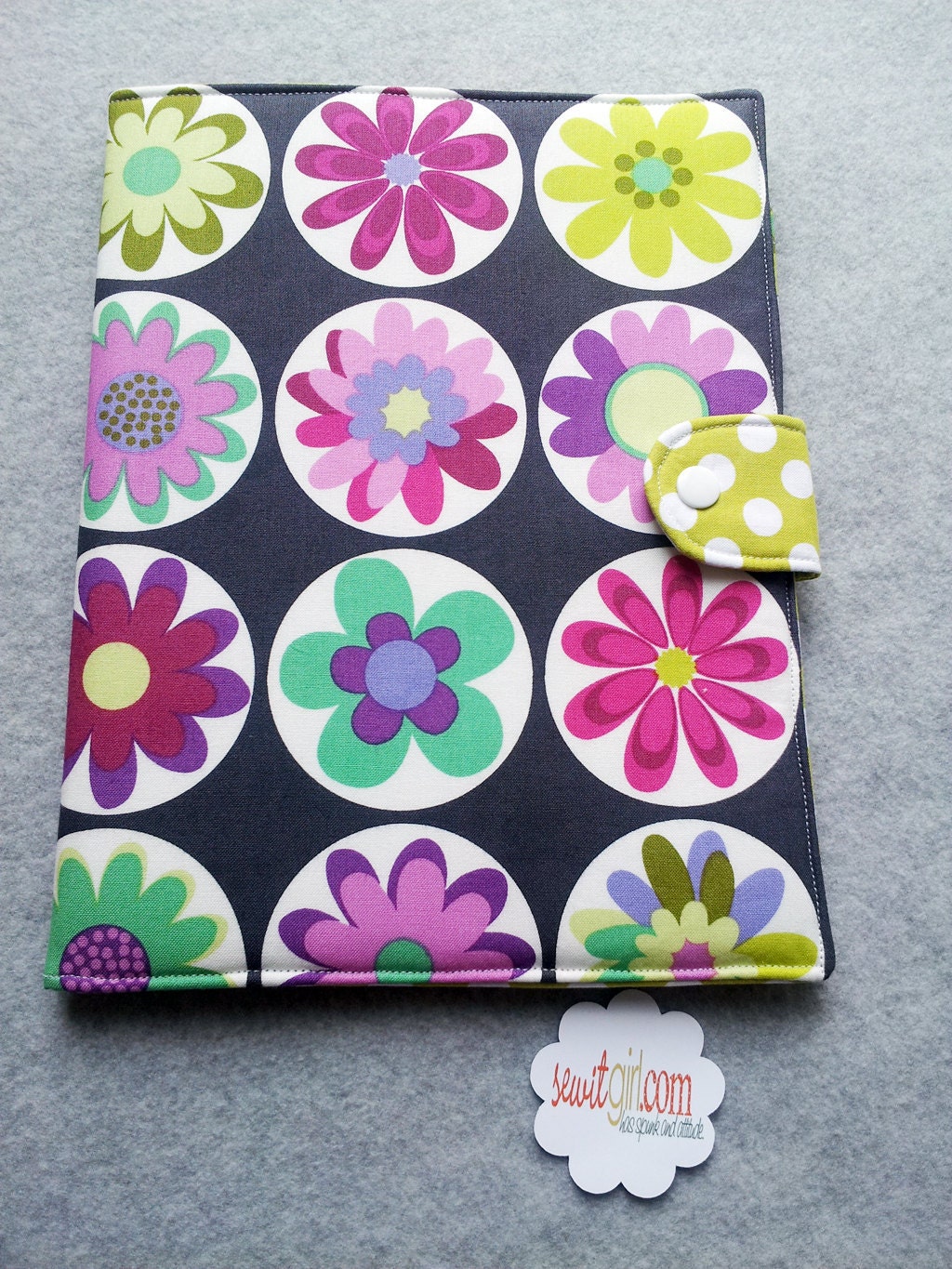 iPad cover, iPad2 Cover, or  Ipad 3, Ipad case - Book style- Michael Miller Big Daisy Dot - Made to order