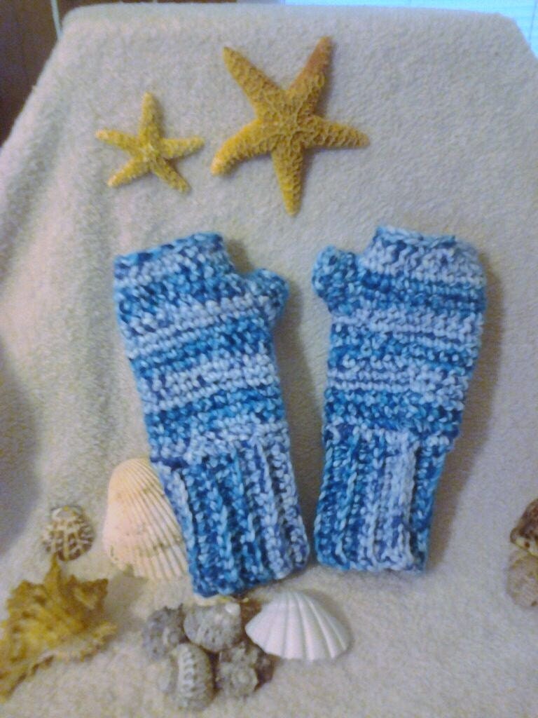Crochet Fingerless Gloves - Mixed Blues