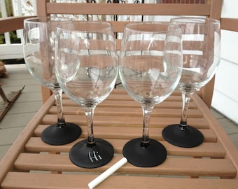 Chalkboard Wine Glass // Customize // Wedding gift // Shower Gift // Party // Holiday Party