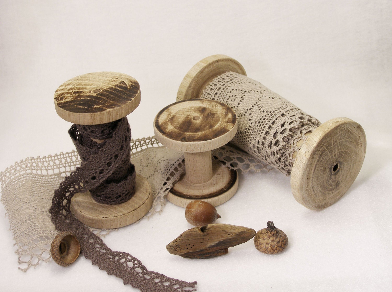Natural Wooden Spool Set of Three Wood Spools (Bobbins)