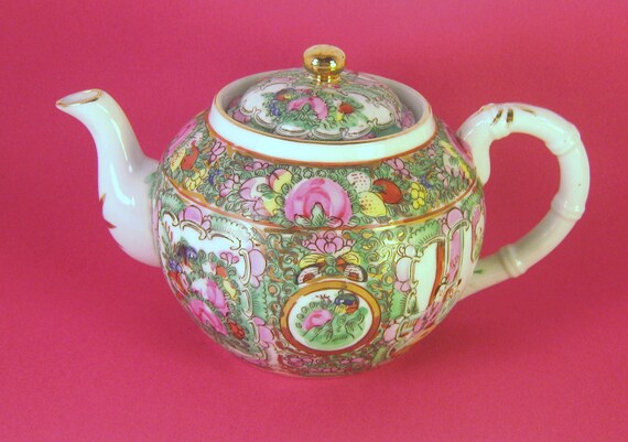 Teapot, Japanese Porcelain Made for Joseph Horne Company